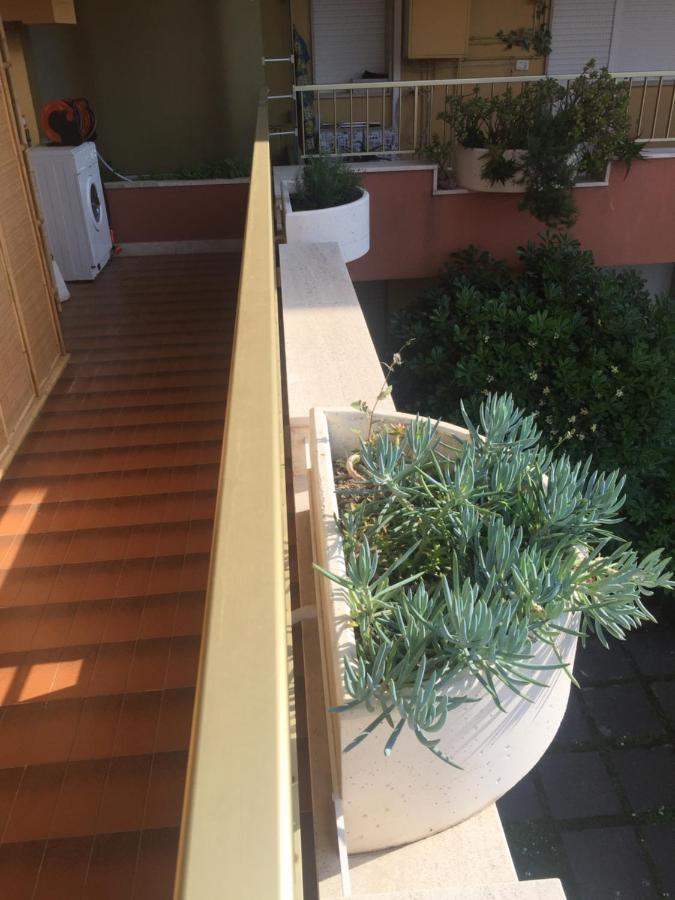 A Due Passi Dal Mare Daire Vallecrosia Dış mekan fotoğraf
